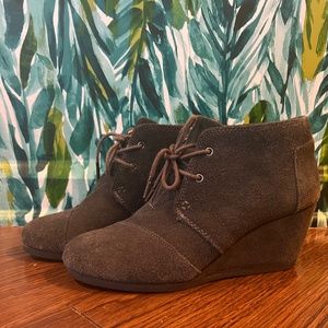 Toms Wedge Bootie